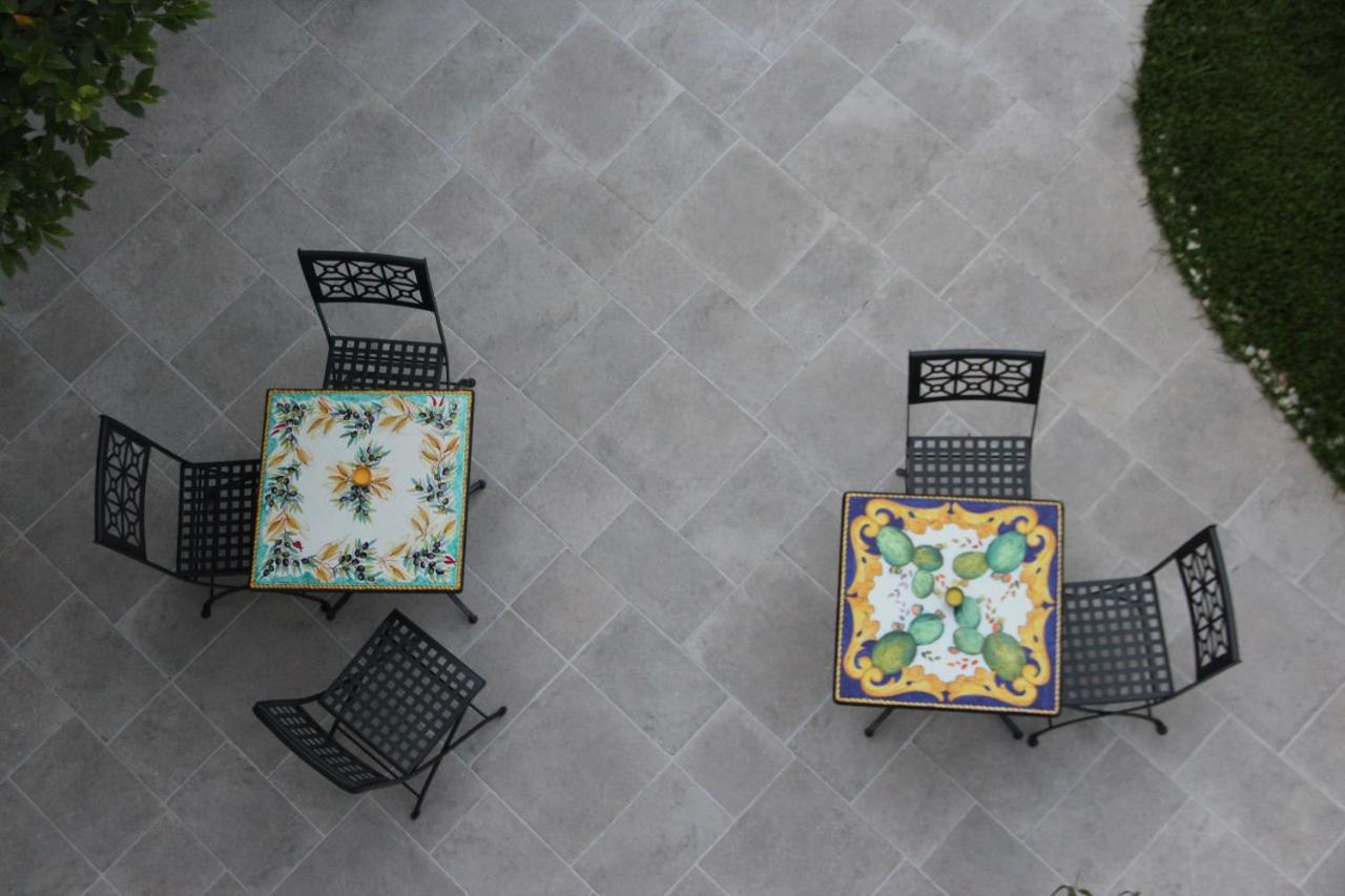 Bed and Breakfast Il Giardino Della Scuncerta Lecce Exterior foto