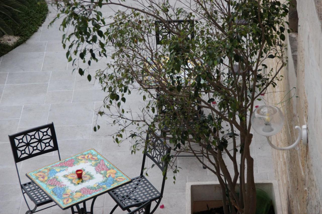 Bed and Breakfast Il Giardino Della Scuncerta Lecce Exterior foto